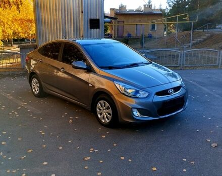 Серый Хендай Акцент, объемом двигателя 1.4 л и пробегом 60 тыс. км за 10000 $, фото 7 на Automoto.ua