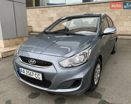 Сірий Хендай Акцент, об'ємом двигуна 1.37 л та пробігом 33 тис. км за 9800 $, фото 1 на Automoto.ua