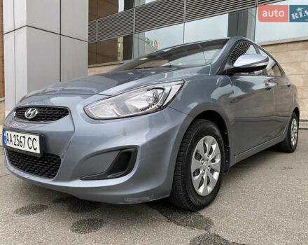 Сірий Хендай Акцент, об'ємом двигуна 1.37 л та пробігом 33 тис. км за 9800 $, фото 19 на Automoto.ua