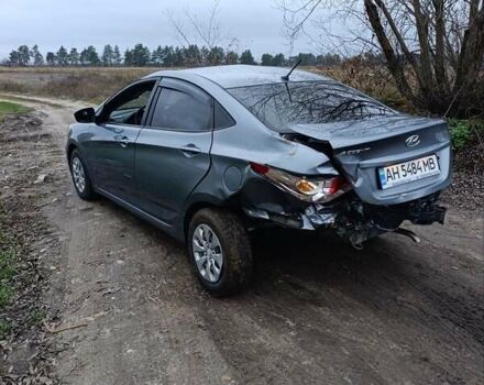 Серый Хендай Акцент, объемом двигателя 1.4 л и пробегом 54 тыс. км за 3999 $, фото 3 на Automoto.ua