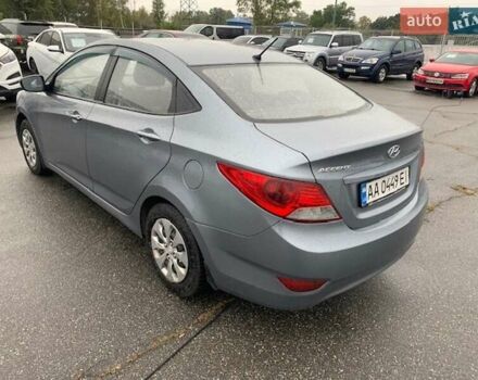 Сірий Хендай Акцент, об'ємом двигуна 1.37 л та пробігом 185 тис. км за 8200 $, фото 5 на Automoto.ua