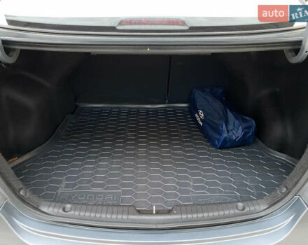 Сірий Хендай Акцент, об'ємом двигуна 1.37 л та пробігом 33 тис. км за 9800 $, фото 52 на Automoto.ua