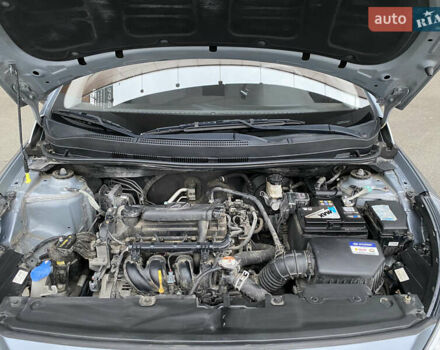 Сірий Хендай Акцент, об'ємом двигуна 1.37 л та пробігом 33 тис. км за 9800 $, фото 60 на Automoto.ua