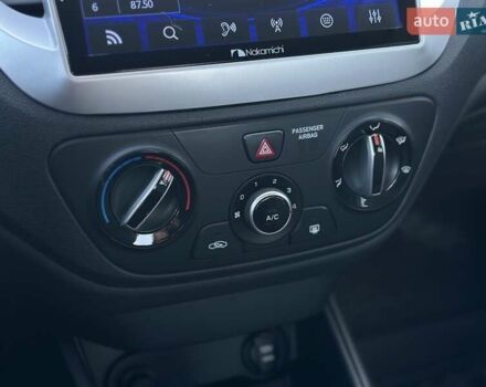 Серый Хендай Акцент, объемом двигателя 1.37 л и пробегом 63 тыс. км за 11900 $, фото 21 на Automoto.ua