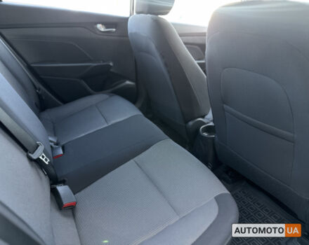 Сірий Хендай Акцент, об'ємом двигуна 1.4 л та пробігом 63 тис. км за 11900 $, фото 9 на Automoto.ua