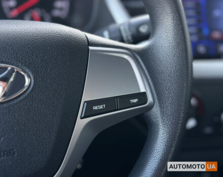 Сірий Хендай Акцент, об'ємом двигуна 1.4 л та пробігом 63 тис. км за 11900 $, фото 26 на Automoto.ua