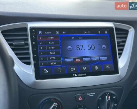 Серый Хендай Акцент, объемом двигателя 1.37 л и пробегом 63 тыс. км за 11900 $, фото 22 на Automoto.ua