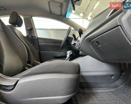 Сірий Хендай Акцент, об'ємом двигуна 1.4 л та пробігом 65 тис. км за 14500 $, фото 25 на Automoto.ua