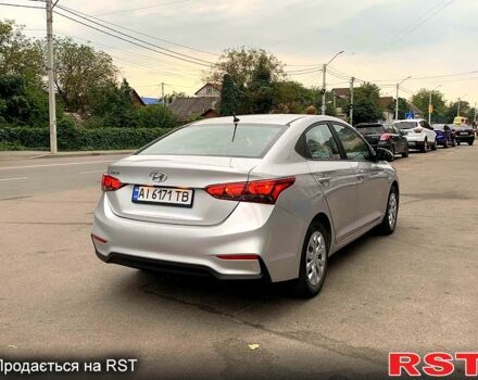 Серый Хендай Акцент, объемом двигателя 1.6 л и пробегом 50 тыс. км за 12900 $, фото 6 на Automoto.ua