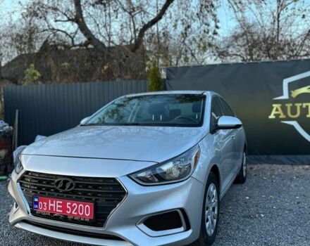 Серый Хендай Акцент, объемом двигателя 1.6 л и пробегом 100 тыс. км за 12200 $, фото 1 на Automoto.ua