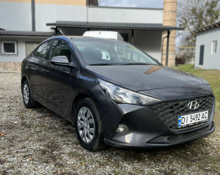 Серый Хендай Акцент, объемом двигателя 1.4 л и пробегом 52 тыс. км за 11400 $, фото 3 на Automoto.ua