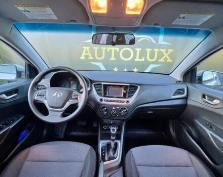 Серый Хендай Акцент, объемом двигателя 1.6 л и пробегом 100 тыс. км за 12200 $, фото 3 на Automoto.ua