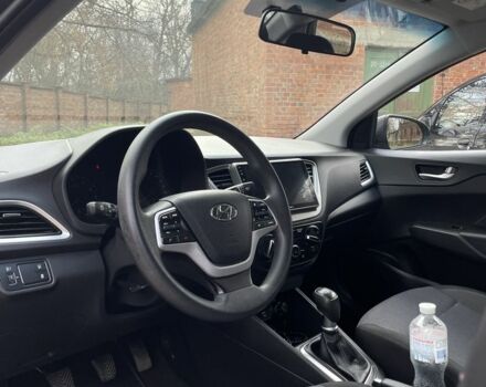 Серый Хендай Акцент, объемом двигателя 1.4 л и пробегом 52 тыс. км за 11400 $, фото 5 на Automoto.ua