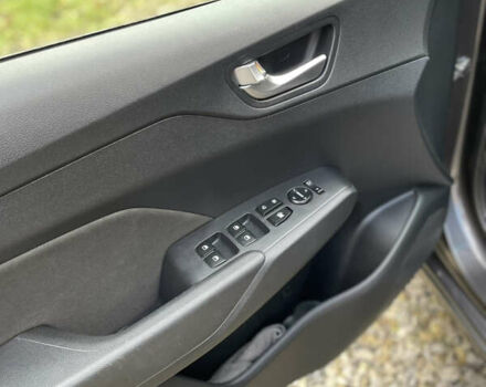 Серый Хендай Акцент, объемом двигателя 1.4 л и пробегом 52 тыс. км за 11400 $, фото 6 на Automoto.ua