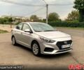 Серый Хендай Акцент, объемом двигателя 1.6 л и пробегом 60 тыс. км за 11999 $, фото 1 на Automoto.ua