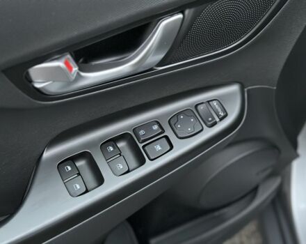 Серый Хендай Акцент, объемом двигателя 0 л и пробегом 57 тыс. км за 17900 $, фото 12 на Automoto.ua