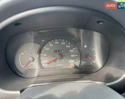 Серый Хендай Акцент, объемом двигателя 1.34 л и пробегом 348 тыс. км за 1600 $, фото 3 на Automoto.ua