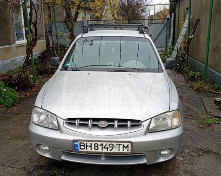 Серый Хендай Акцент, объемом двигателя 1.3 л и пробегом 440 тыс. км за 2500 $, фото 1 на Automoto.ua