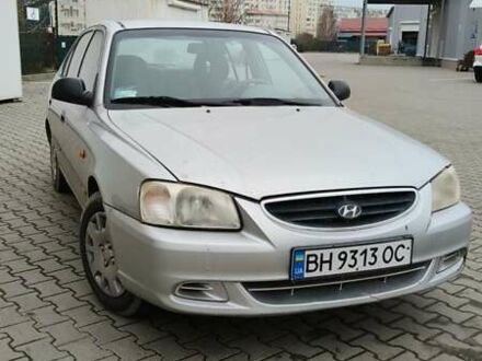 Серый Хендай Акцент, объемом двигателя 1.5 л и пробегом 372 тыс. км за 3000 $, фото 1 на Automoto.ua