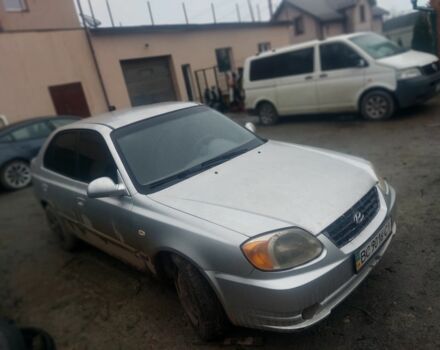 Сірий Хендай Акцент, об'ємом двигуна 0 л та пробігом 200 тис. км за 1200 $, фото 1 на Automoto.ua