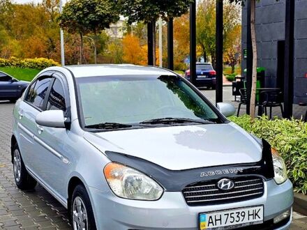 Хендай Акцент 2007 в Днепре (Днепропетровске) на Automoto.ua Серый Хендай Акцент, объемом двигателя 1.4 л и пробегом 159 тыс. км за 4850 $, фото 1 на Automoto.ua