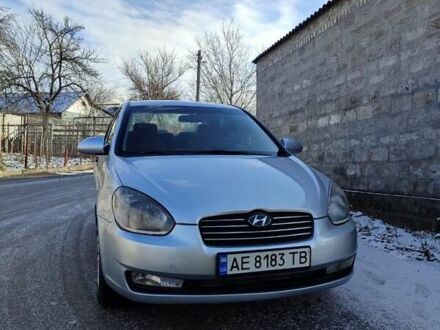 Хендай Акцент 2007 у Дніпро (Дніпропетровську) на Automoto.ua Сірий Хендай Акцент, об'ємом двигуна 1.4 л та пробігом 230 тис. км за 4700 $, фото 1 на Automoto.ua