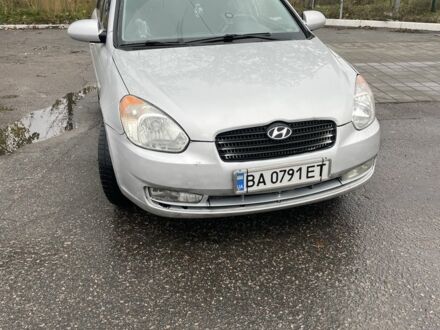 Хендай Акцент 2007 в Кременчуге на Automoto.ua Серый Хендай Акцент, объемом двигателя 1.6 л и пробегом 400 тыс. км за 3600 $, фото 1 на Automoto.ua