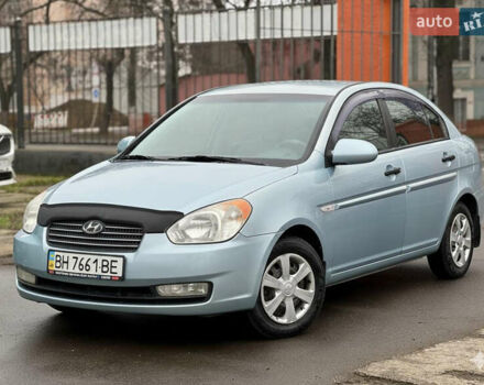 Серый Хендай Акцент, объемом двигателя 1.4 л и пробегом 138 тыс. км за 5550 $, фото 1 на Automoto.ua