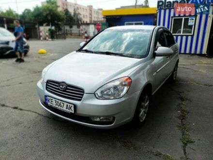 Серый Хендай Акцент, объемом двигателя 1.5 л и пробегом 232 тыс. км за 4205 $, фото 1 на Automoto.ua