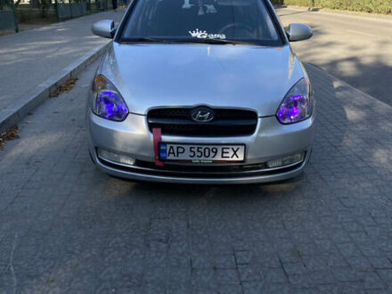 Сірий Хендай Акцент, об'ємом двигуна 1.4 л та пробігом 170 тис. км за 4350 $, фото 1 на Automoto.ua
