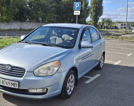 Серый Хендай Акцент, объемом двигателя 1.6 л и пробегом 144 тыс. км за 5700 $, фото 1 на Automoto.ua