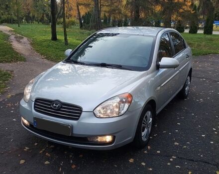 Хендай Акцент 2008 у Кременчуге на Automoto.ua Сірий Хендай Акцент, об'ємом двигуна 1.4 л та пробігом 192 тис. км за 5000 $, фото 1 на Automoto.ua