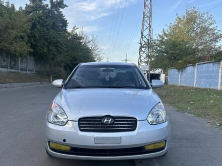 Сірий Хендай Акцент, об'ємом двигуна 1.6 л та пробігом 191 тис. км за 3690 $, фото 1 на Automoto.ua