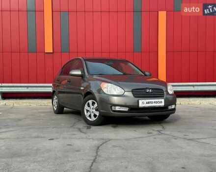 Сірий Хендай Акцент, об'ємом двигуна 1.4 л та пробігом 228 тис. км за 5990 $, фото 1 на Automoto.ua
