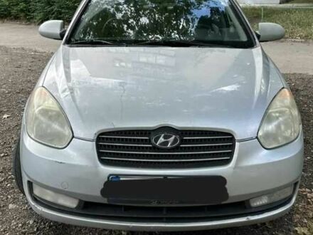 Хендай Акцент 2008 в Тернополе на Automoto.ua Серый Хендай Акцент, объемом двигателя 1.49 л и пробегом 333 тыс. км за 4300 $, фото 1 на Automoto.ua