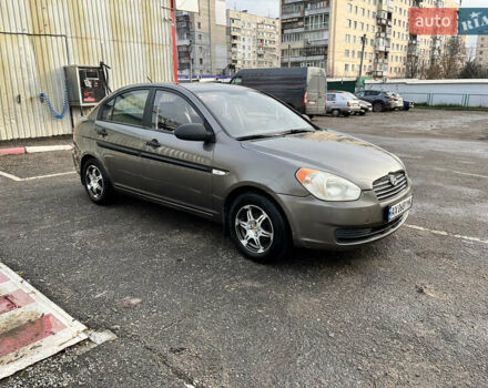 Серый Хендай Акцент, объемом двигателя 1.4 л и пробегом 154 тыс. км за 4500 $, фото 1 на Automoto.ua