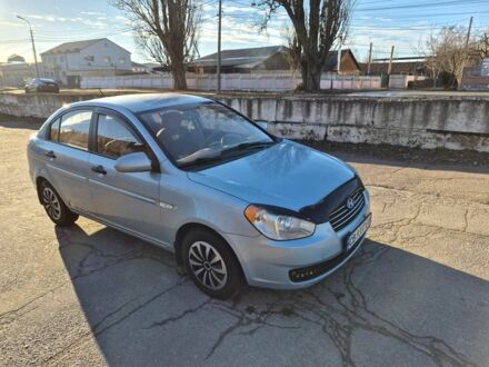 Сірий Хендай Акцент, об'ємом двигуна 1.4 л та пробігом 2 тис. км за 4950 $, фото 1 на Automoto.ua