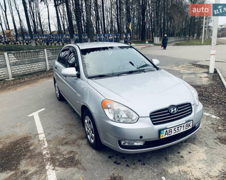 Серый Хендай Акцент, объемом двигателя 1.4 л и пробегом 263 тыс. км за 4800 $, фото 1 на Automoto.ua