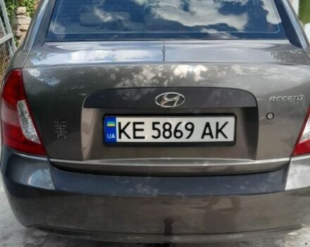 Сірий Хендай Акцент, об'ємом двигуна 1.4 л та пробігом 211 тис. км за 5205 $, фото 1 на Automoto.ua