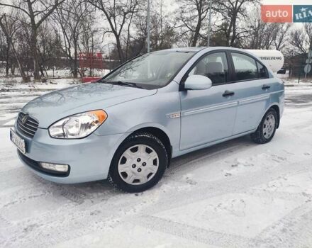 Сірий Хендай Акцент, об'ємом двигуна 1.4 л та пробігом 133 тис. км за 5850 $, фото 1 на Automoto.ua