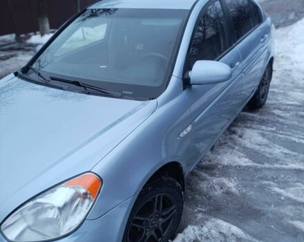 Серый Хендай Акцент, объемом двигателя 1.4 л и пробегом 325 тыс. км за 3850 $, фото 1 на Automoto.ua