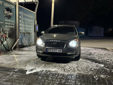 Сірий Хендай Акцент, об'ємом двигуна 1.4 л та пробігом 289 тис. км за 5000 $, фото 1 на Automoto.ua