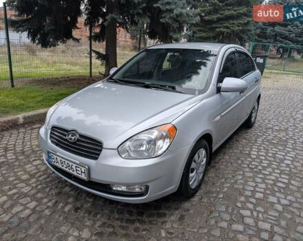 Серый Хендай Акцент, объемом двигателя 1.4 л и пробегом 216 тыс. км за 4600 $, фото 1 на Automoto.ua