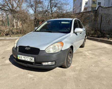 Серый Хендай Акцент, объемом двигателя 1.4 л и пробегом 190 тыс. км за 3000 $, фото 1 на Automoto.ua