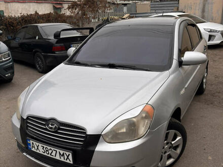 Сірий Хендай Акцент, об'ємом двигуна 1.4 л та пробігом 250 тис. км за 3500 $, фото 1 на Automoto.ua