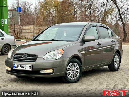 Хендай Акцент 2008 в Кривом Роге на Automoto.ua Серый Хендай Акцент, объемом двигателя 1.5 л и пробегом 207 тыс. км за 5300 $, фото 1 на Automoto.ua