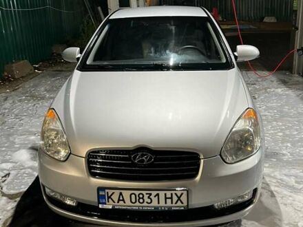 Сірий Хендай Акцент, об'ємом двигуна 1.4 л та пробігом 140 тис. км за 5199 $, фото 1 на Automoto.ua