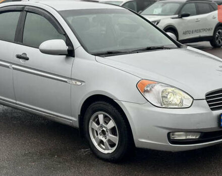 Серый Хендай Акцент, объемом двигателя 1.4 л и пробегом 260 тыс. км за 4500 $, фото 1 на Automoto.ua