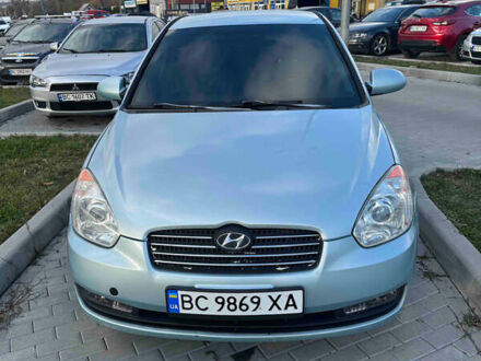 Серый Хендай Акцент, объемом двигателя 1.5 л и пробегом 196 тыс. км за 5400 $, фото 1 на Automoto.ua