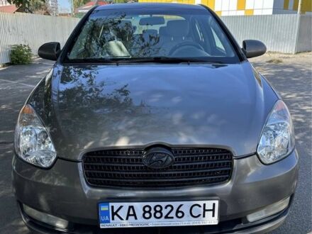 Серый Хендай Акцент, объемом двигателя 1.4 л и пробегом 206 тыс. км за 4500 $, фото 1 на Automoto.ua